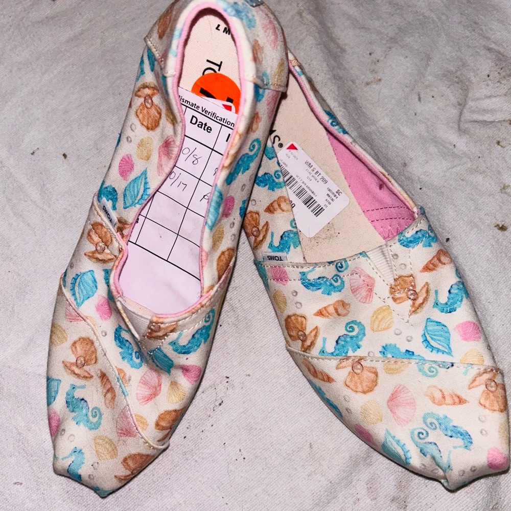 Toms Cream and Pink Floral Loafers